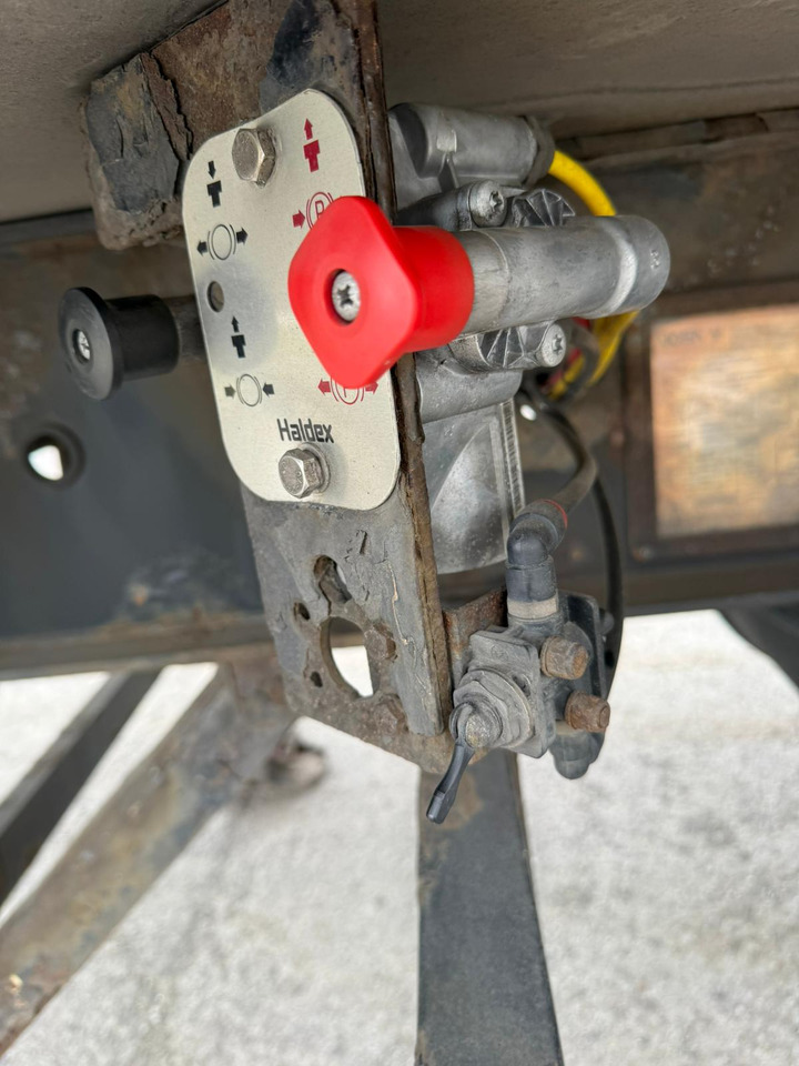 Gray and Adams 2014 SLXe 300 – 3026 - Refrigerator semi-trailer: picture 3 Gray and Adams 2014 SLXe 300 – 3026 - Refrigerator semi-trailer: picture 3