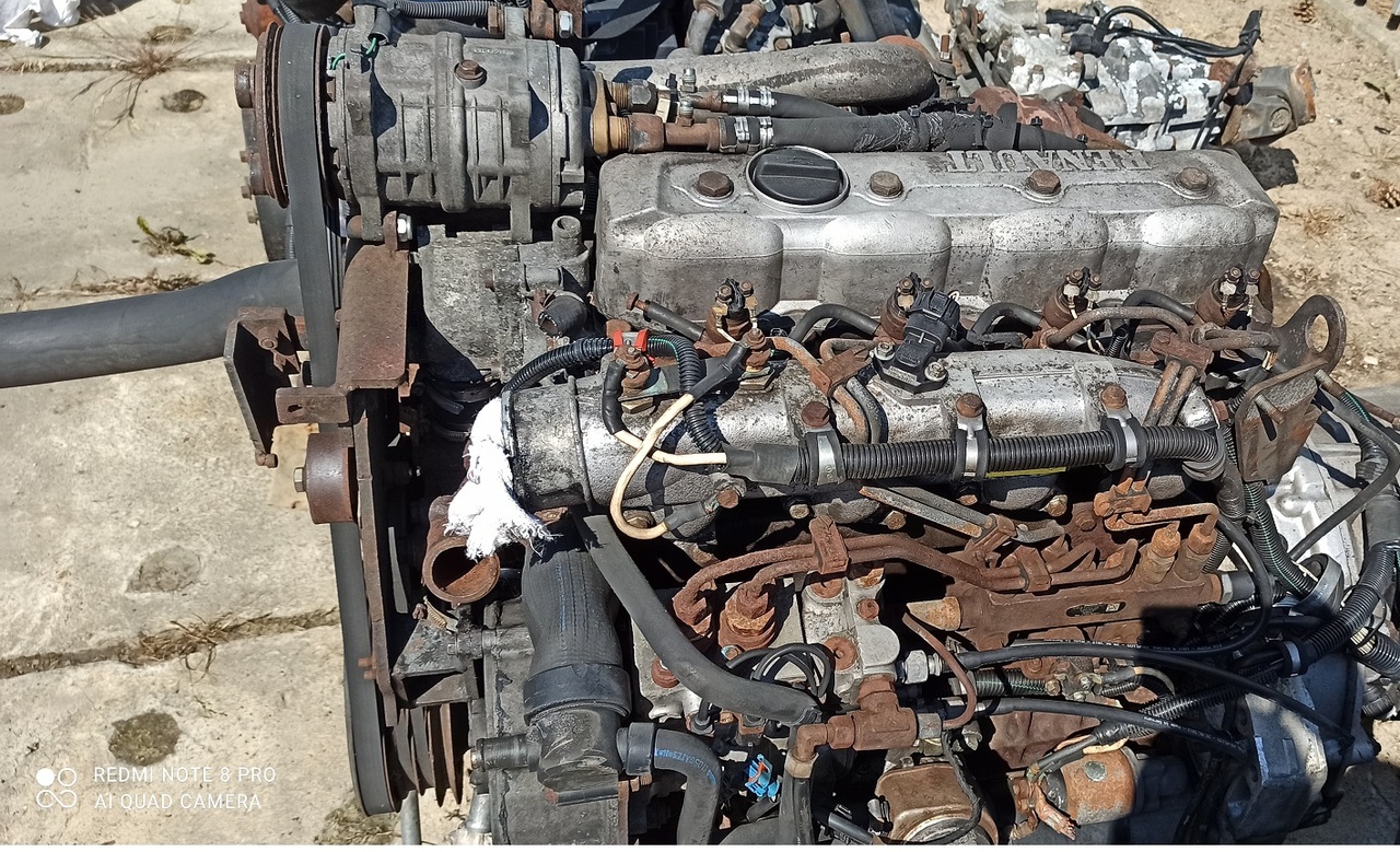 RENAULT MIDLUM 180 DCI 4 - Engine and parts for Truck: picture 1 RENAULT MIDLUM 180 DCI 4 - Engine and parts for Truck: picture 1