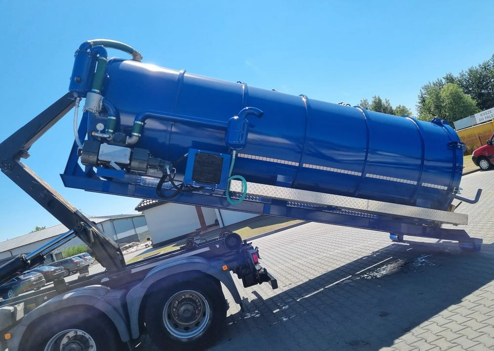 Garbage truck Scania P360: picture 12