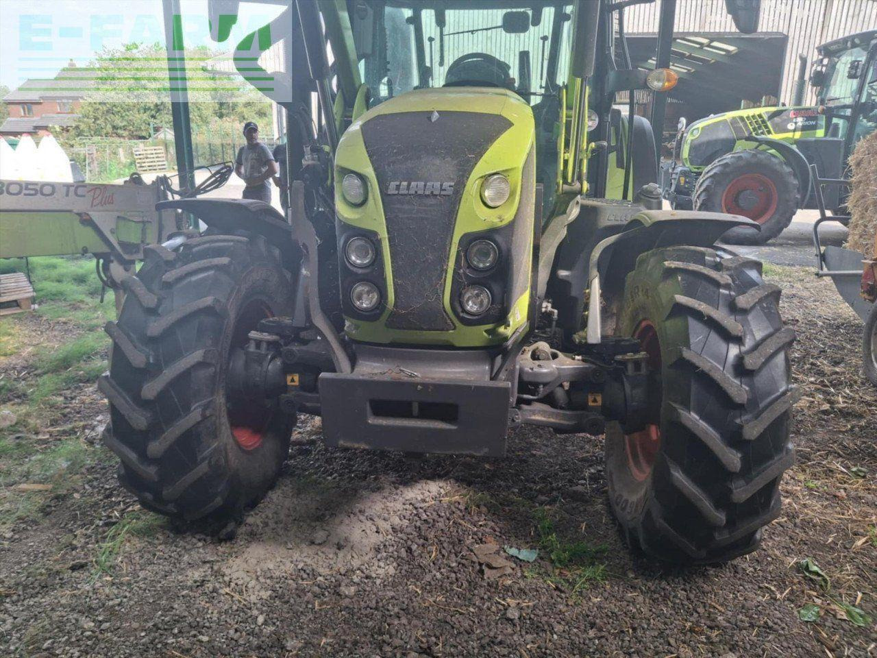Farm tractor CLAAS ARION 420: picture 8