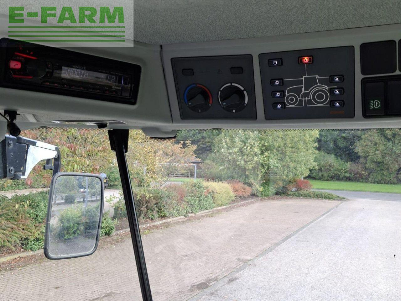 Farm tractor CLAAS ARION 620: picture 8