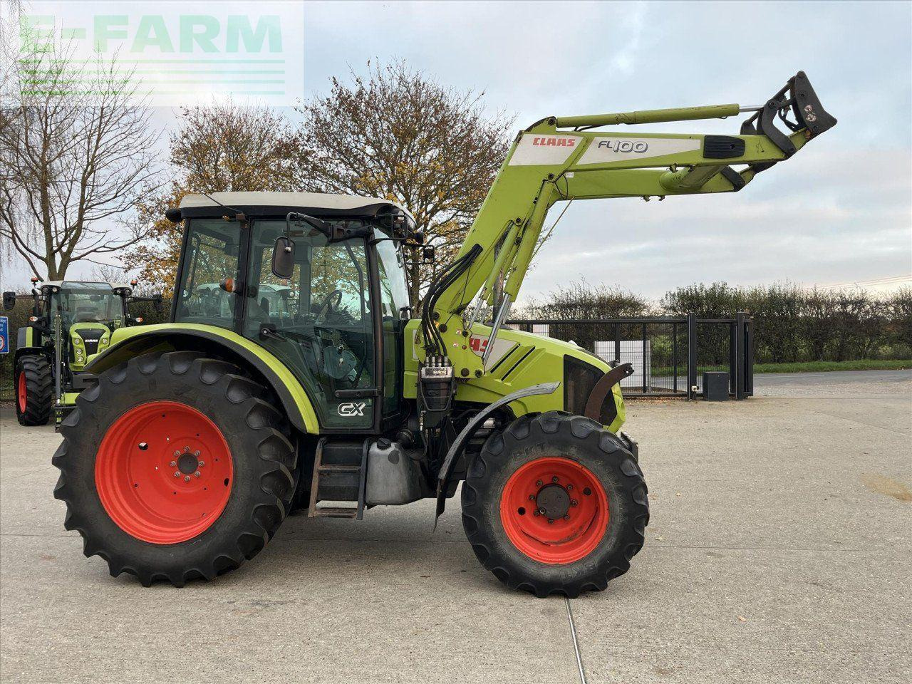 CLAAS AXOS 330 - Farm tractor: picture 4 CLAAS AXOS 330 - Farm tractor: picture 4