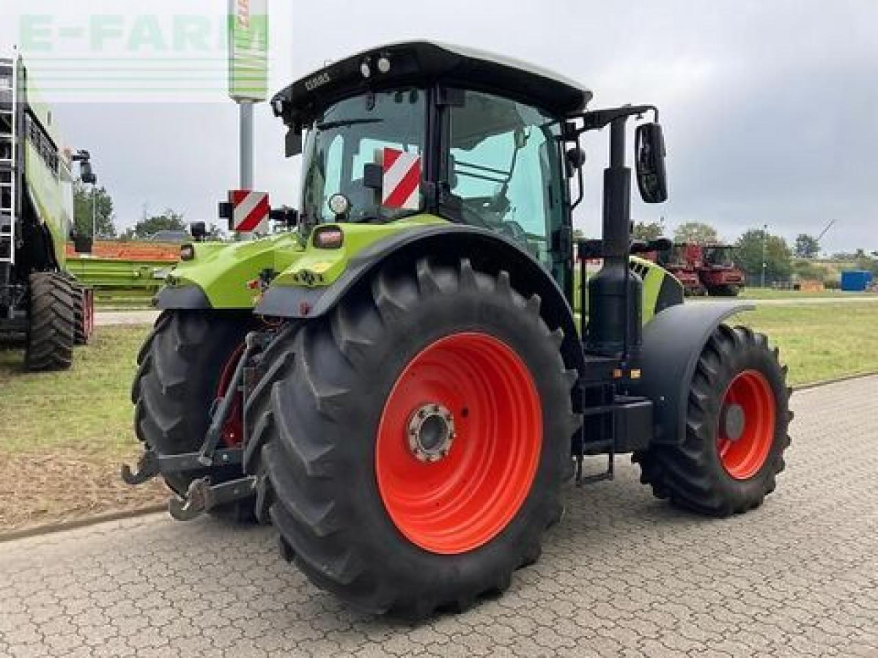 CLAAS arion 660 cmatic cebis CMATIC CEBIS - Farm tractor: picture 5 CLAAS arion 660 cmatic cebis CMATIC CEBIS - Farm tractor: picture 5