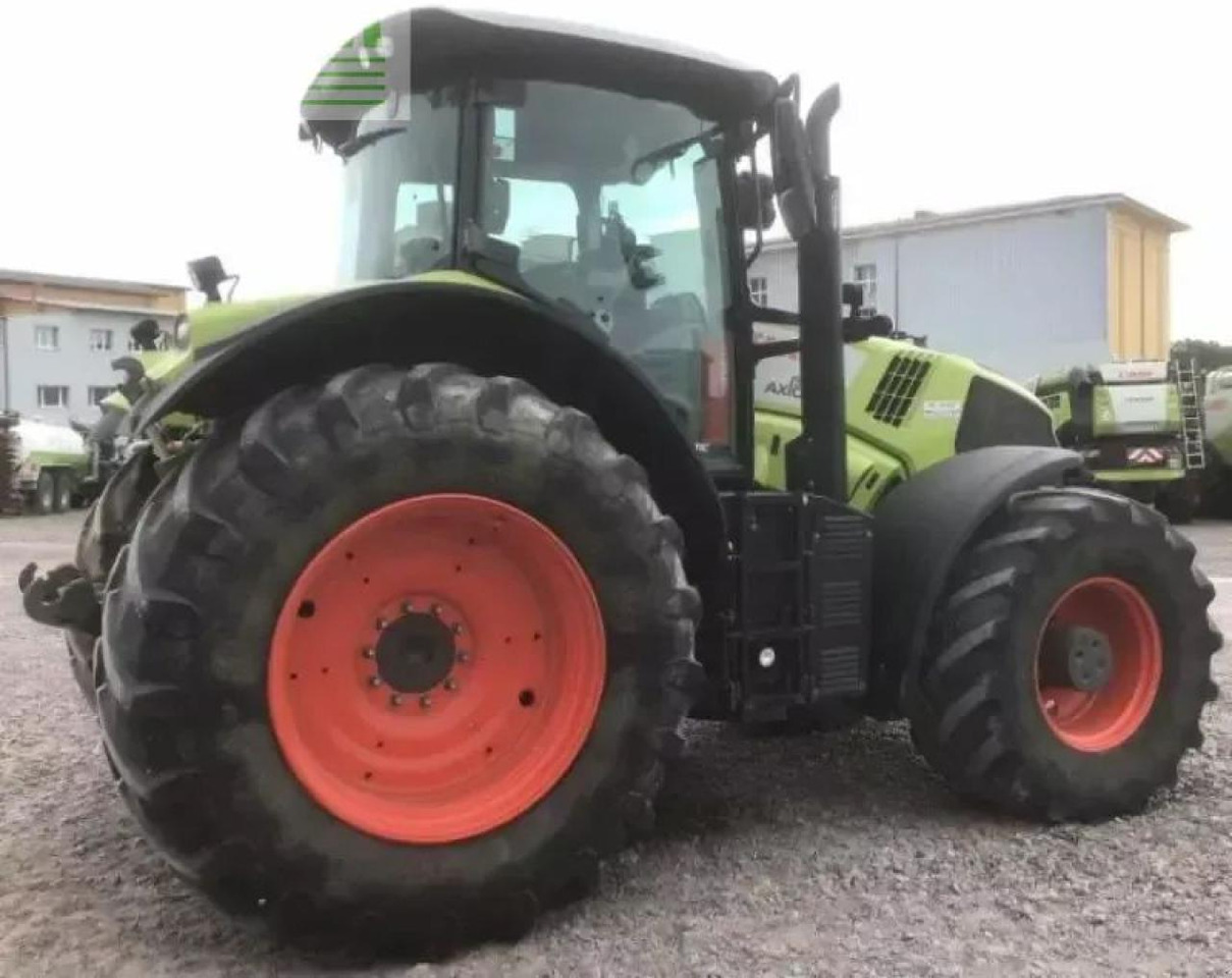 CLAAS axion 830 - Farm tractor: picture 3 CLAAS axion 830 - Farm tractor: picture 3