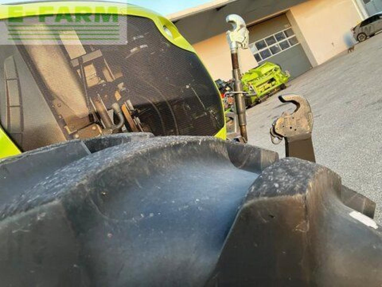 Farm tractor CLAAS axion 870 cmatic cebis CMATIC CEBIS: picture 14 Farm tractor CLAAS axion 870 cmatic cebis CMATIC CEBIS: picture 14