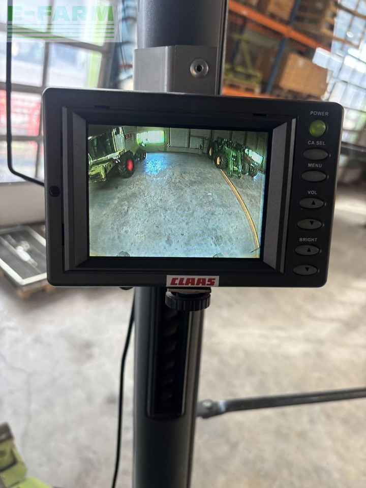 Combine harvester CLAAS lexion 560: picture 11