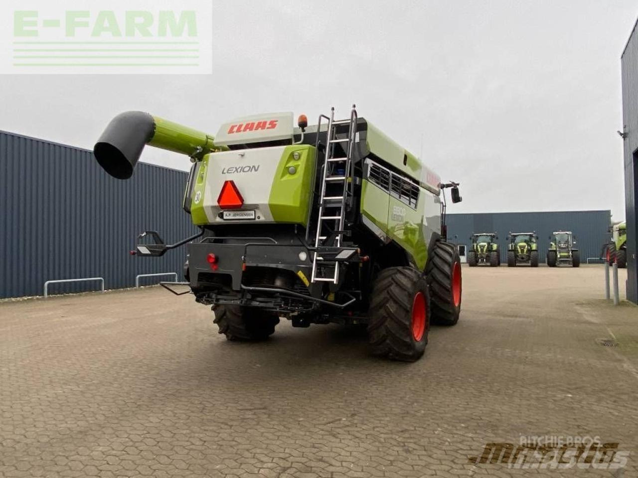 Combine harvester CLAAS lexion 8800 4wd: picture 8