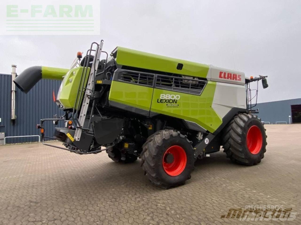 Combine harvester CLAAS lexion 8800 4wd: picture 9