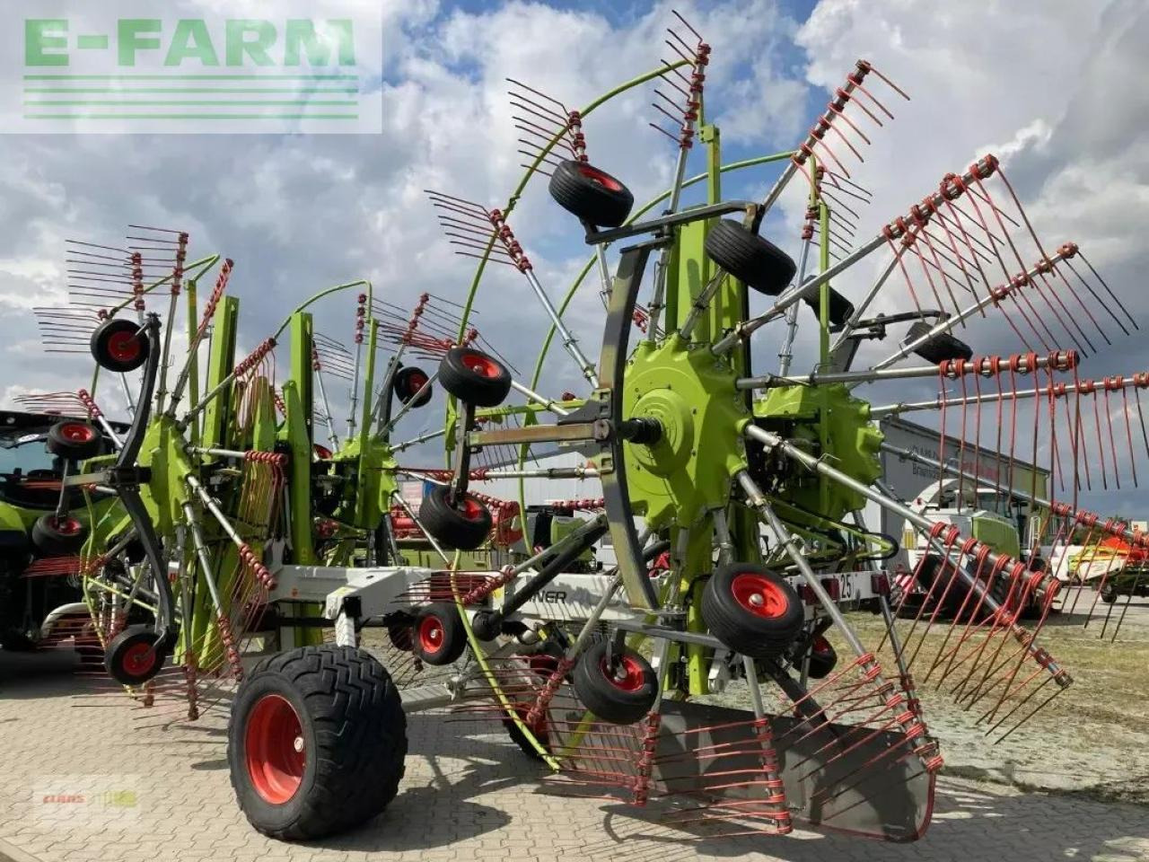 Tedder/ Rake CLAAS liner 4000 comfort: picture 8