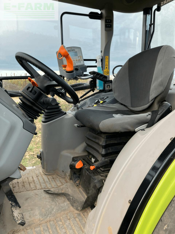 CLAAS nexos 240 m - Farm tractor: picture 2 CLAAS nexos 240 m - Farm tractor: picture 2