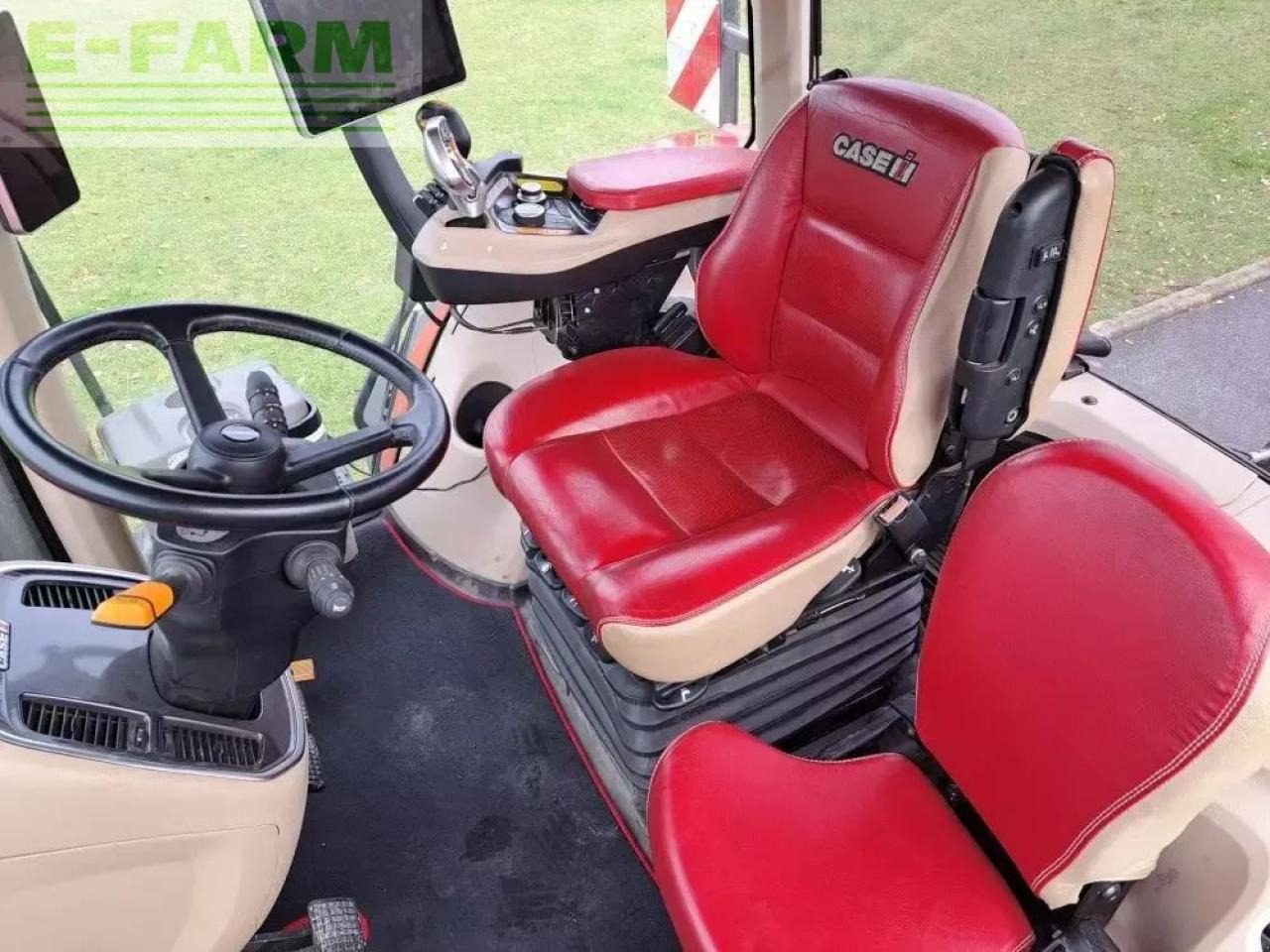 Farm tractor Case-IH magnum 400: picture 17