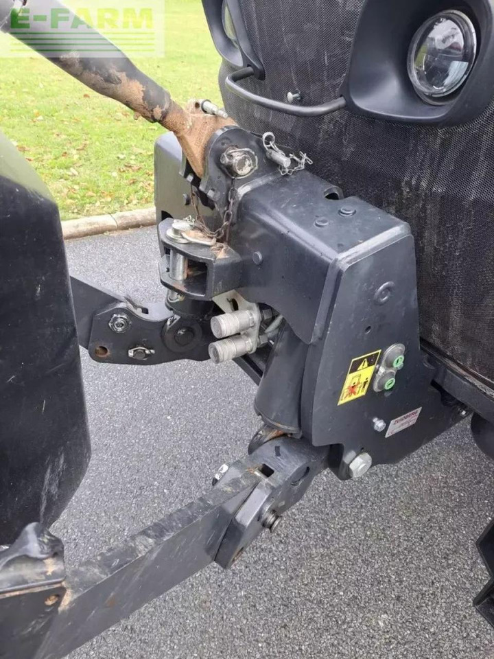 Farm tractor Case-IH magnum 400: picture 16