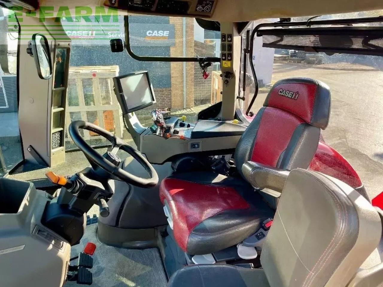 Case-IH optum 300 cvx CVX - Farm tractor: picture 2 Case-IH optum 300 cvx CVX - Farm tractor: picture 2