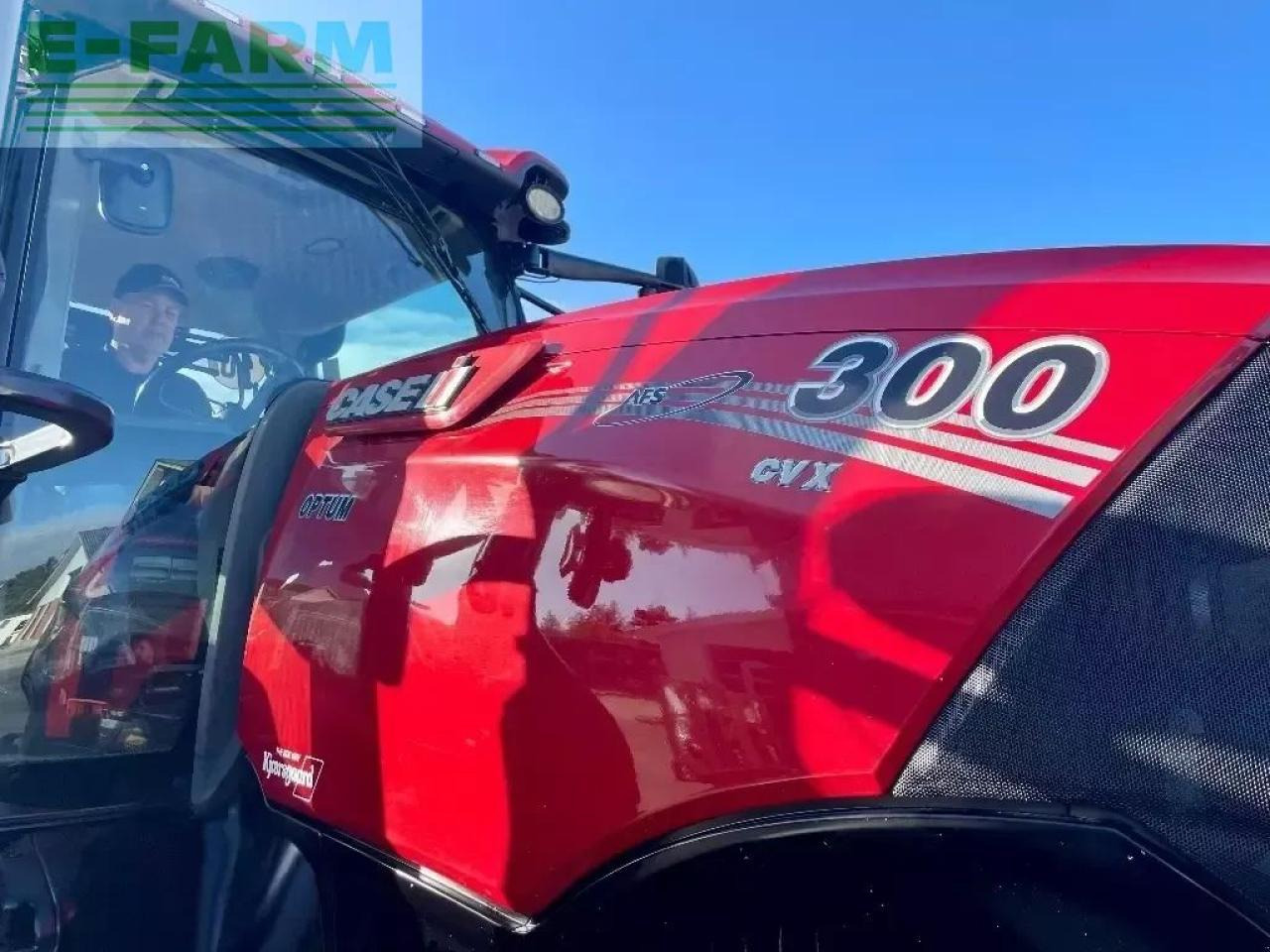 Case-IH optum 300 cvx CVX - Farm tractor: picture 3 Case-IH optum 300 cvx CVX - Farm tractor: picture 3