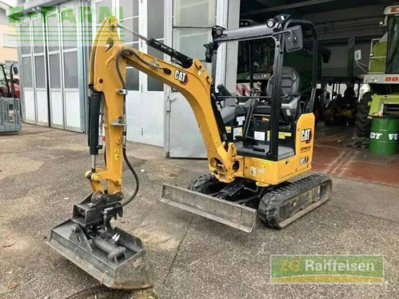 Caterpillar 301.7 cr minibager - Mini excavator: picture 1 Caterpillar 301.7 cr minibager - Mini excavator: picture 1