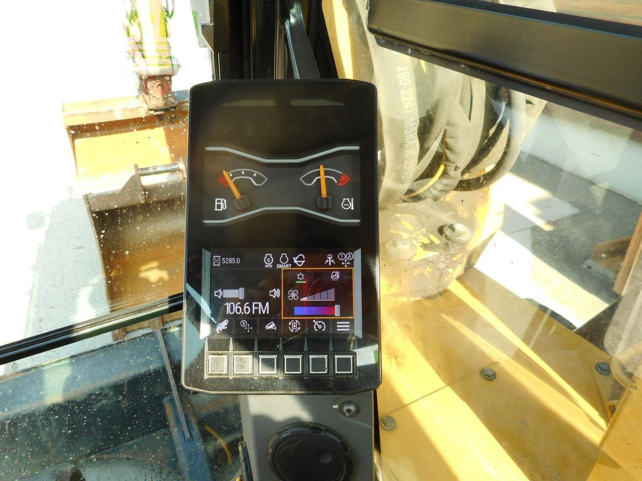 Crawler excavator Caterpillar 308cr ( 9t ) powertilt + hydr. sw: picture 9