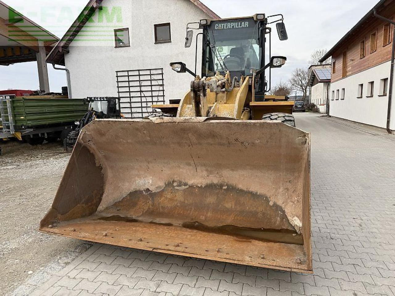 Mini excavator Caterpillar 938 h: picture 6