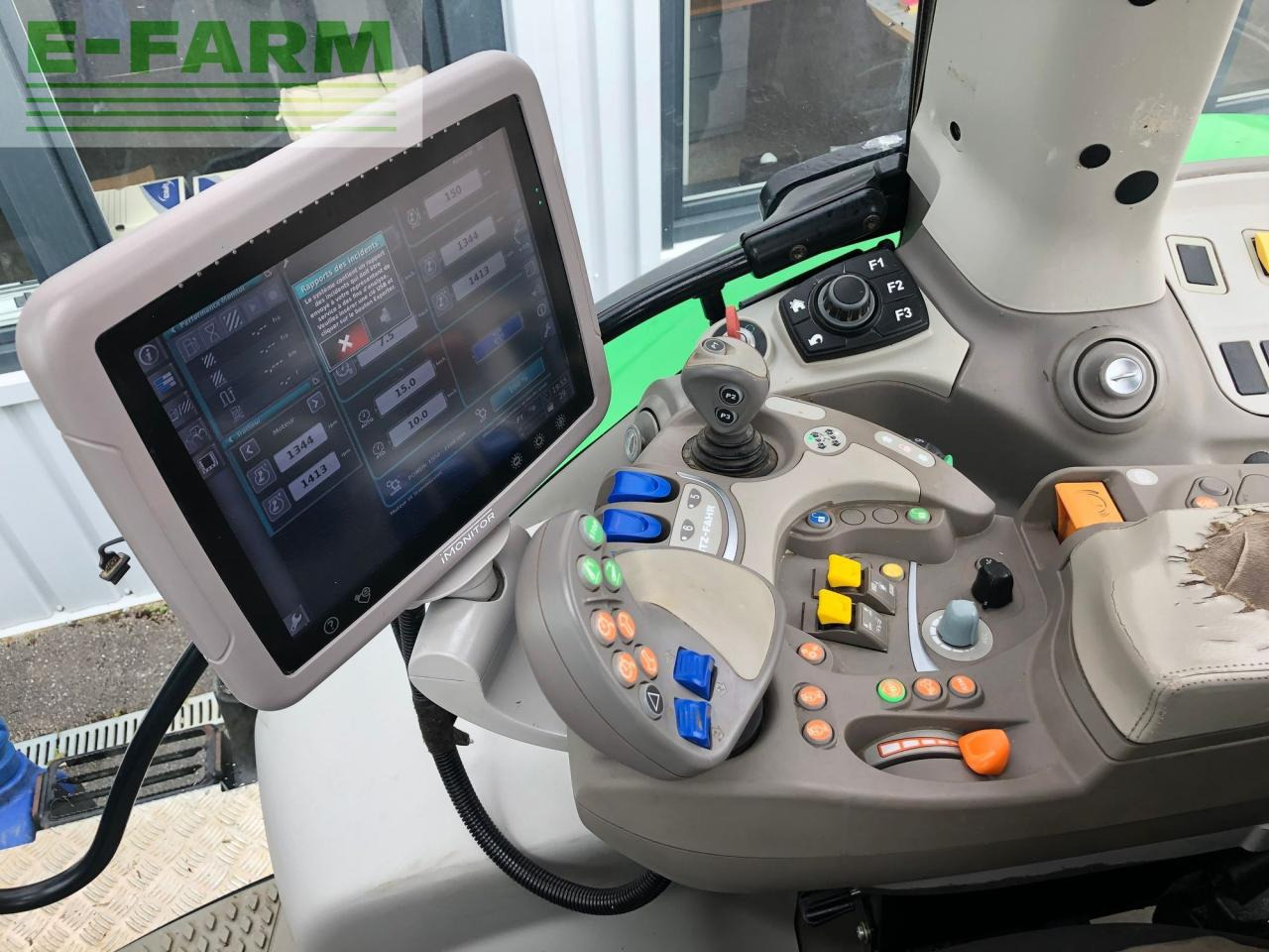 Farm tractor Deutz-Fahr ttv 7250: picture 7