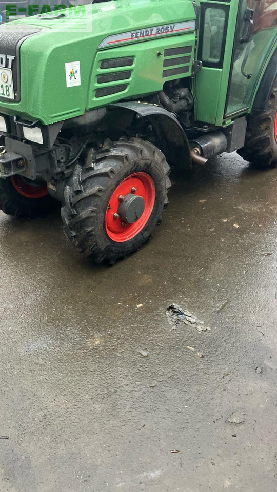 Farm tractor Fendt 206 v V: picture 9