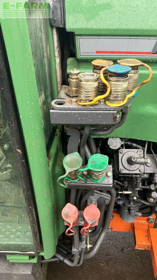 Farm tractor Fendt 206 v V: picture 23