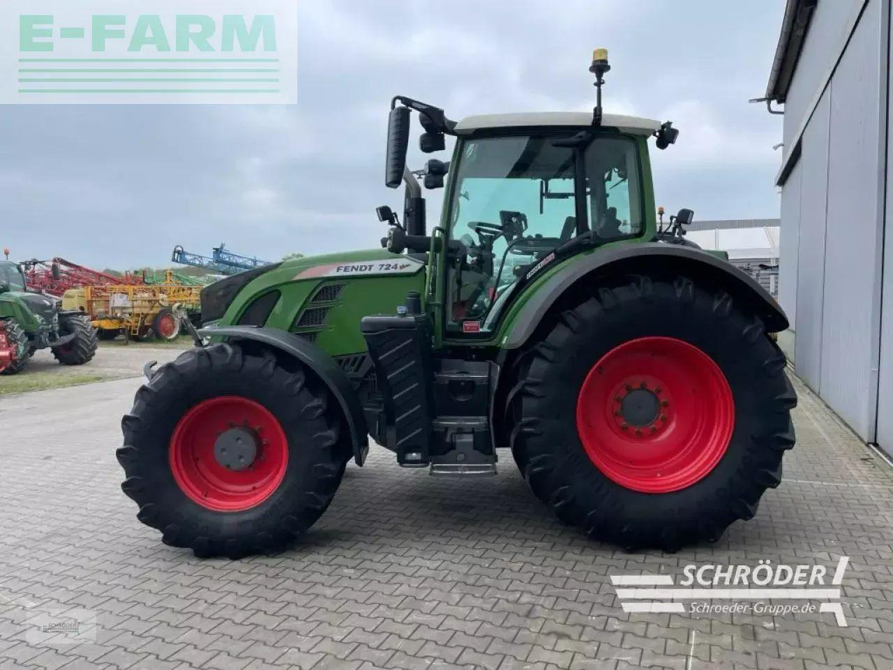 Fendt 724 vario s4 profi plus ProfiPlus - Farm tractor: picture 5 Fendt 724 vario s4 profi plus ProfiPlus - Farm tractor: picture 5