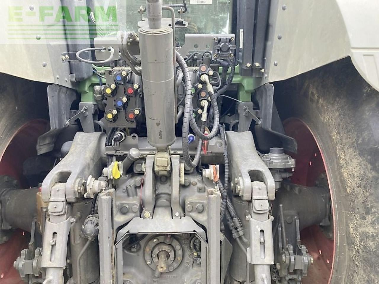 Farm tractor Fendt 824 vario s4 profi plus ProfiPlus: picture 8 Farm tractor Fendt 824 vario s4 profi plus ProfiPlus: picture 8