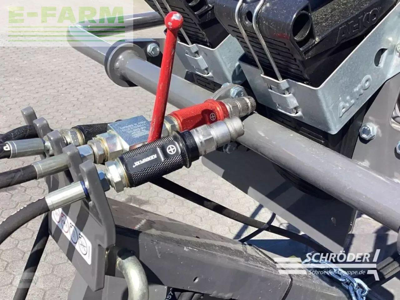 Fendt lotus 1250 t - Tedder/ Rake: picture 2 Fendt lotus 1250 t - Tedder/ Rake: picture 2