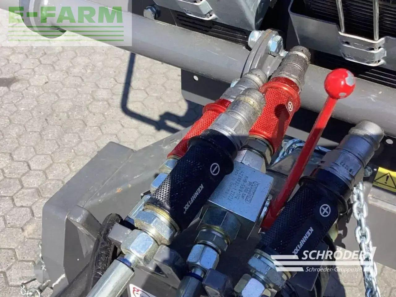 Fendt lotus 1250 t - Tedder/ Rake: picture 4 Fendt lotus 1250 t - Tedder/ Rake: picture 4