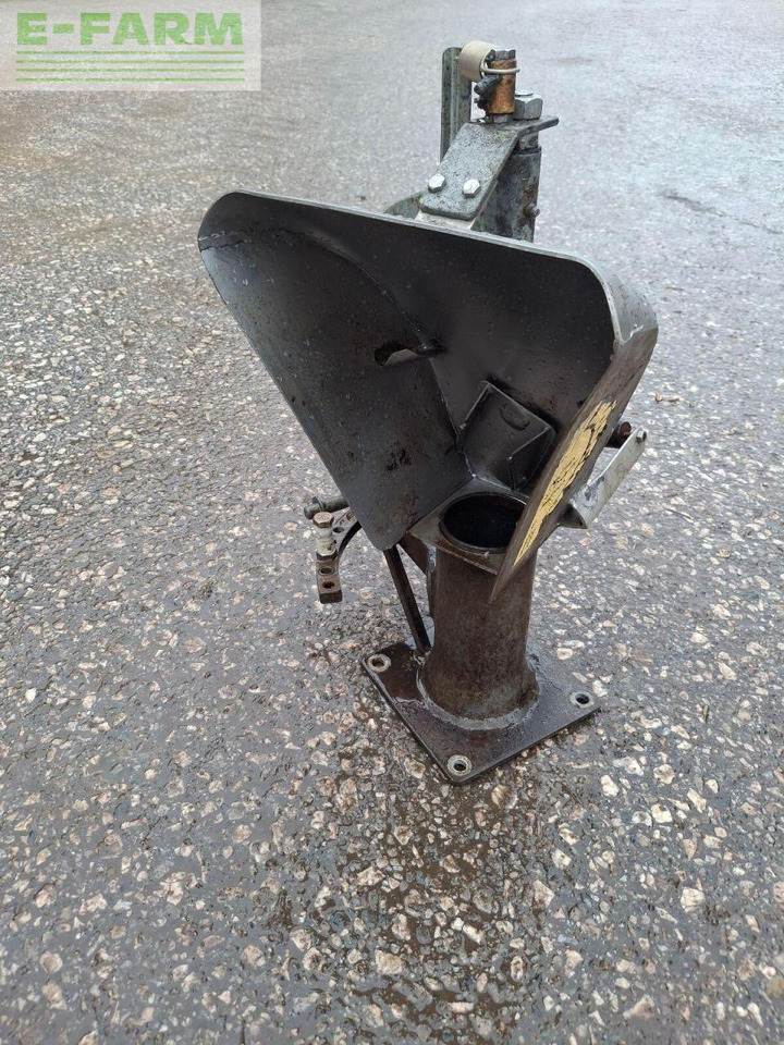 John Deere 6090m - Farm tractor: picture 2 John Deere 6090m - Farm tractor: picture 2