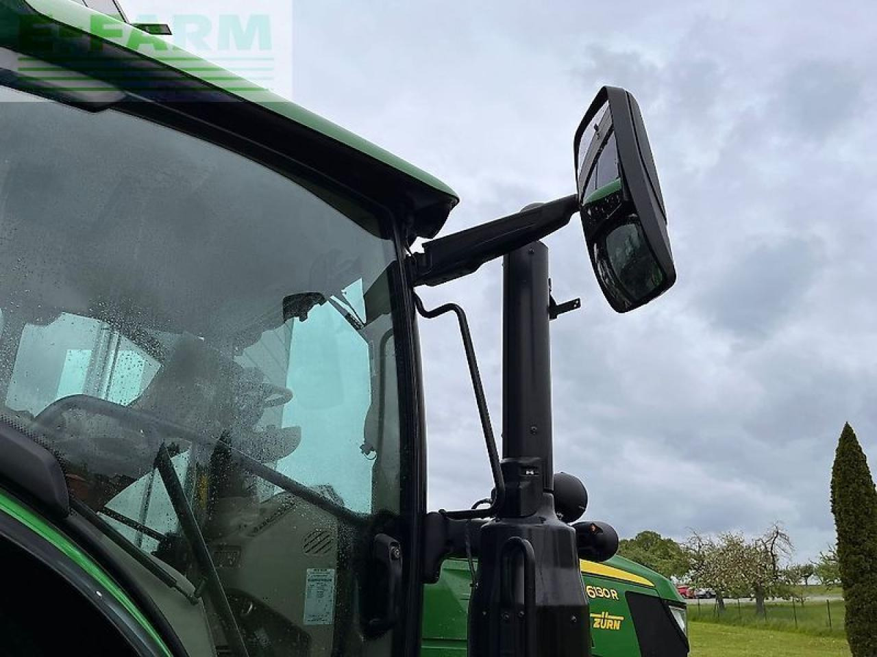 Farm tractor John Deere 6130r: picture 10