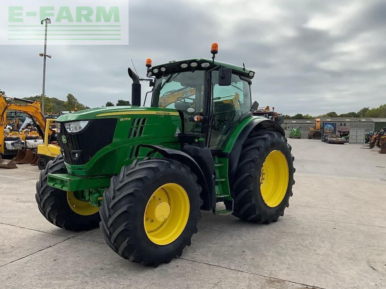 John Deere 6215r tractor (st24428) - Farm tractor: picture 5 John Deere 6215r tractor (st24428) - Farm tractor: picture 5