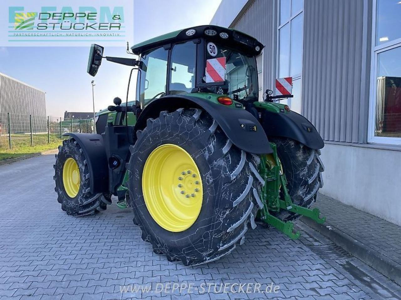 Farm tractor John Deere 6r 175: picture 14