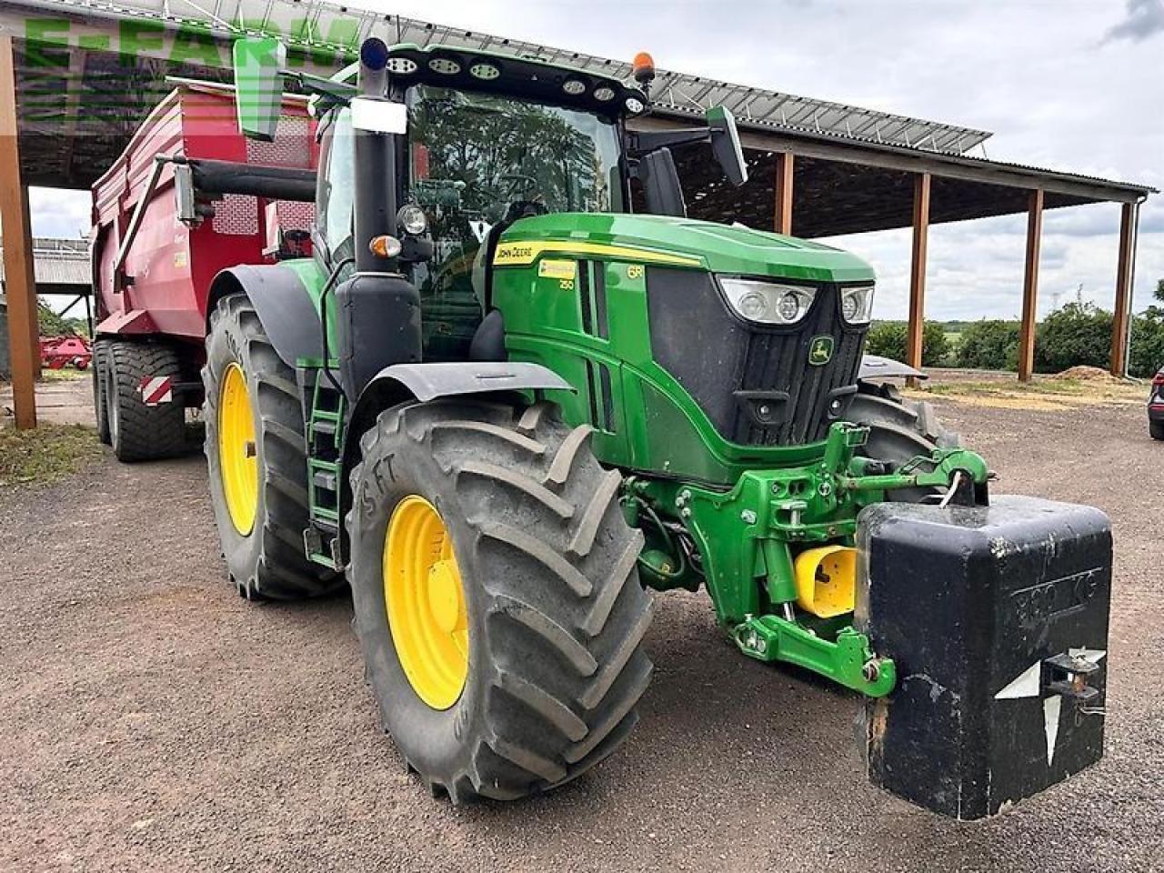 John Deere 6r 250 - Farm tractor: picture 2 John Deere 6r 250 - Farm tractor: picture 2