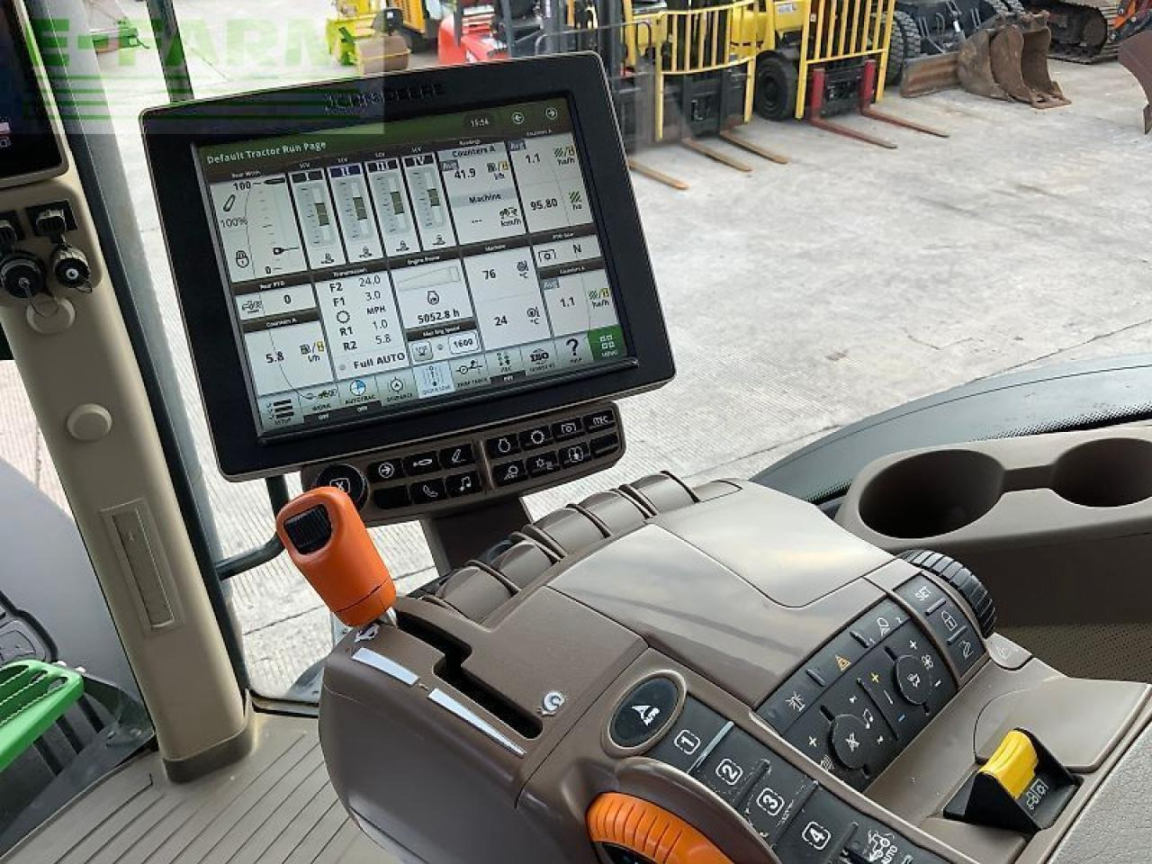 Farm tractor John Deere 7250r tractor (st24600): picture 27 Farm tractor John Deere 7250r tractor (st24600): picture 27