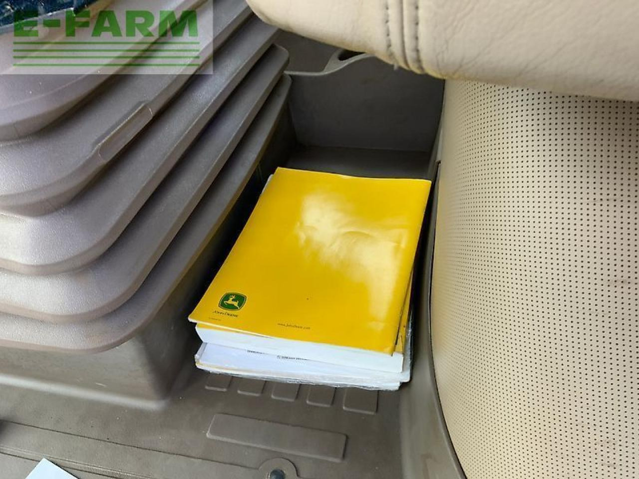 Farm tractor John Deere 7250r tractor (st24600): picture 22 Farm tractor John Deere 7250r tractor (st24600): picture 22