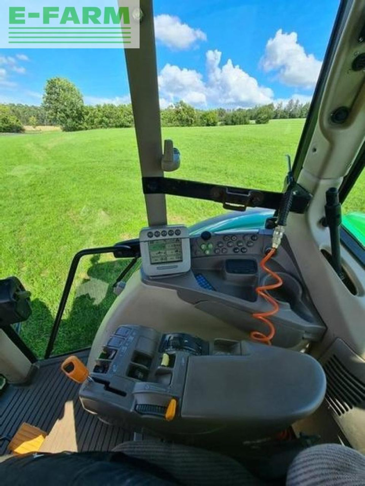 Farm tractor John Deere 7430: picture 7