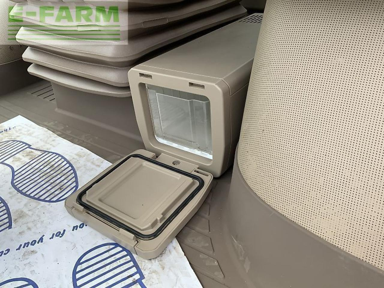 Farm tractor John Deere 8370r ultimate edition tractor (st23424): picture 21