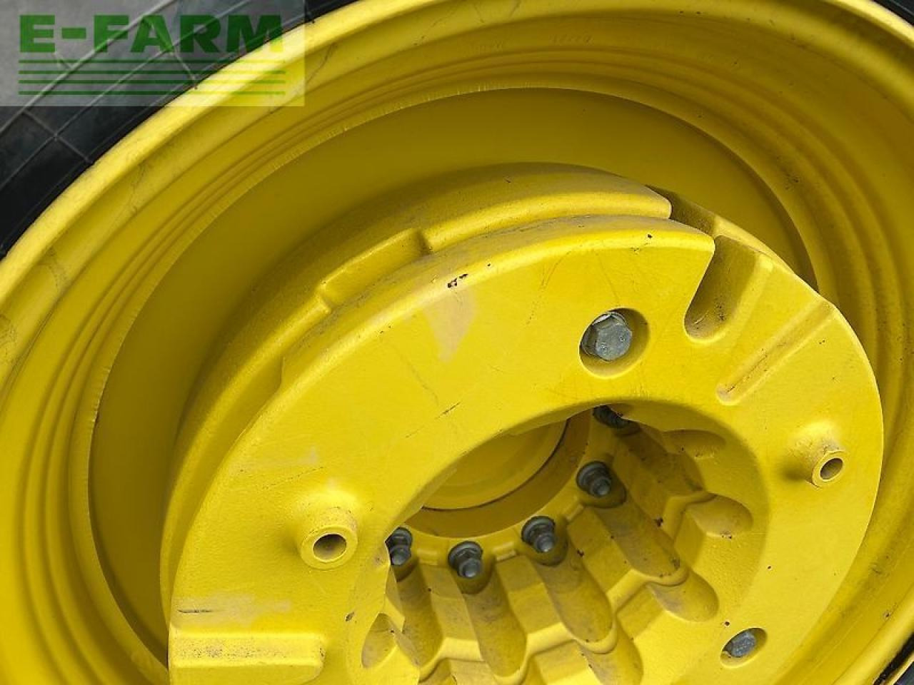 Farm tractor John Deere traktor 6215r: picture 10