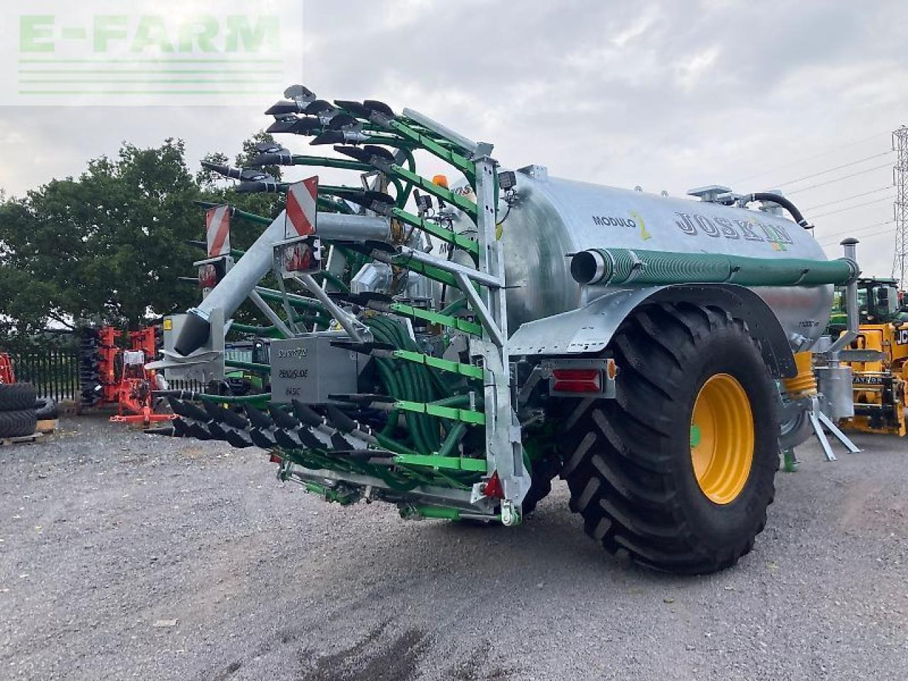 Joskin modulo 2 - Fertilizing equipment: picture 1 Joskin modulo 2 - Fertilizing equipment: picture 1