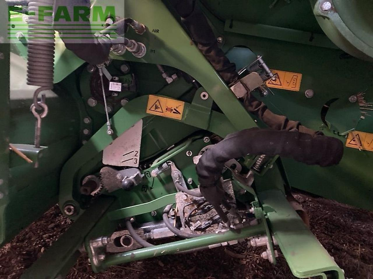 Square baler Krone big pack 1270 vc: picture 11
