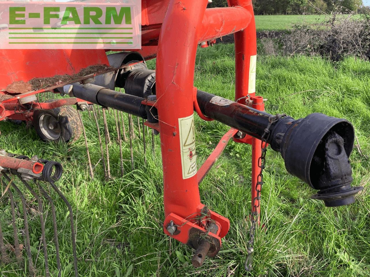 Kuhn ga 4521 gm - Tedder/ Rake: picture 4 Kuhn ga 4521 gm - Tedder/ Rake: picture 4