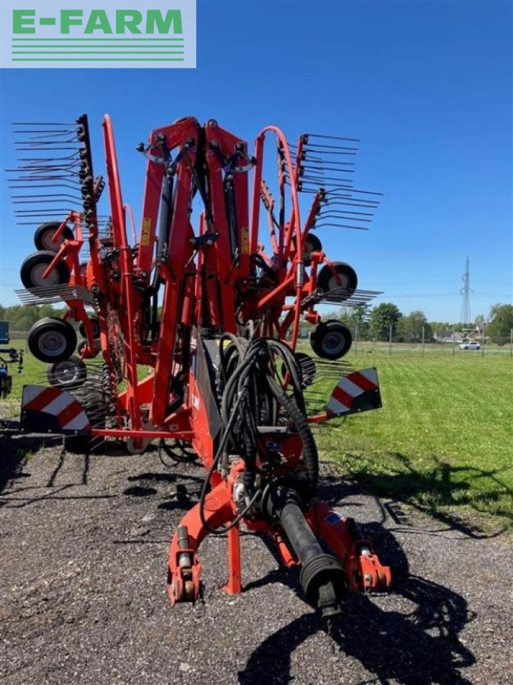 Kuhn ga13131 4-rotors rive - Tedder/ Rake: picture 2 Kuhn ga13131 4-rotors rive - Tedder/ Rake: picture 2