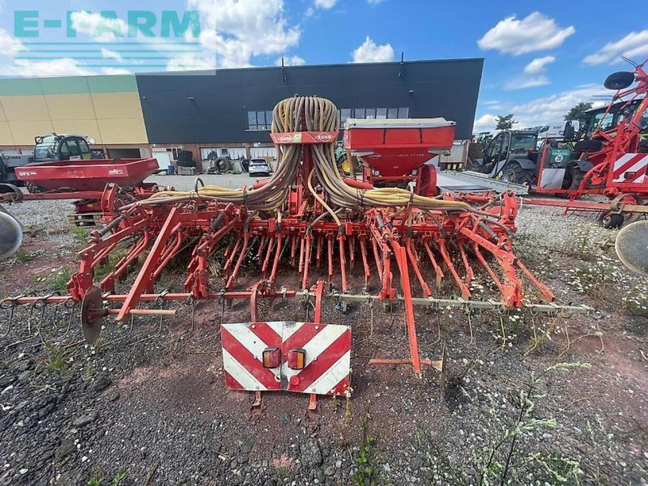 Kuhn hr5004dr und venta tf 702 - Soil tillage equipment: picture 4 Kuhn hr5004dr und venta tf 702 - Soil tillage equipment: picture 4