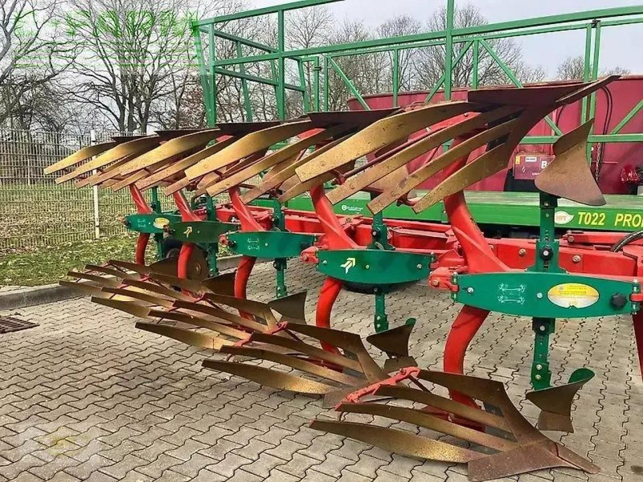 Kverneland 2300 s variomat - Plow: picture 2 Kverneland 2300 s variomat - Plow: picture 2