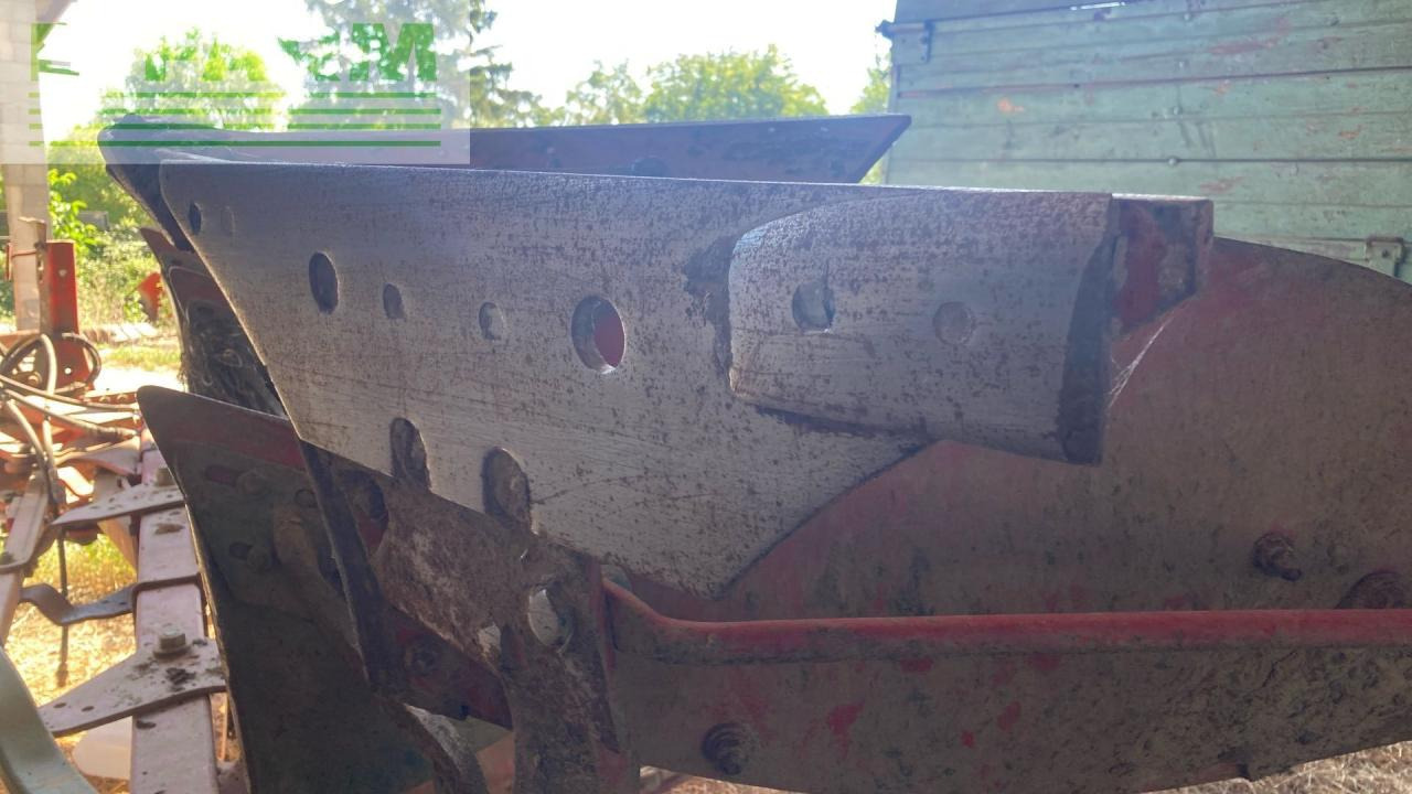 Kverneland LB 100 - Plow: picture 5 Kverneland LB 100 - Plow: picture 5