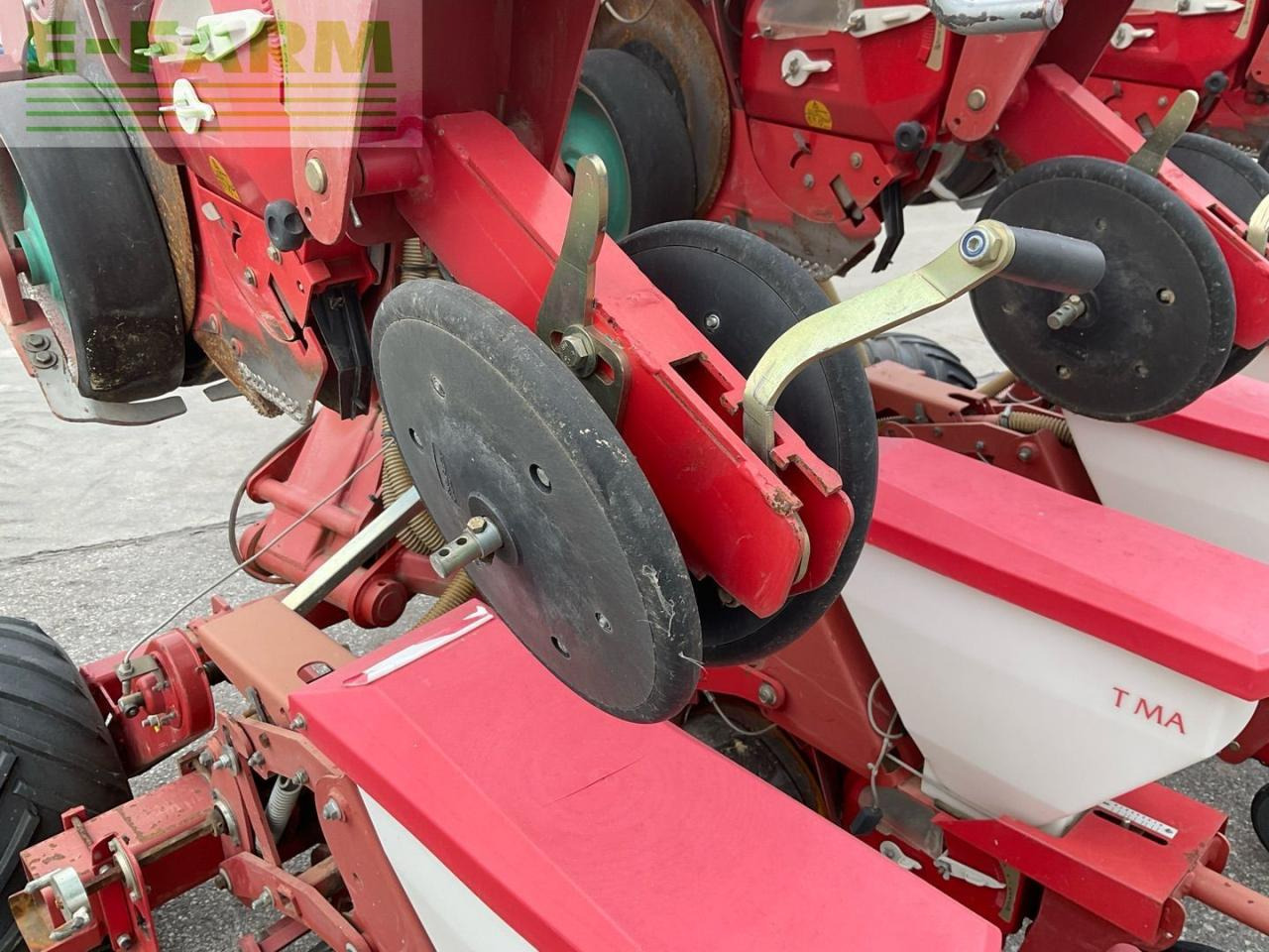 Precision sowing machine Kverneland Optima NT: picture 23