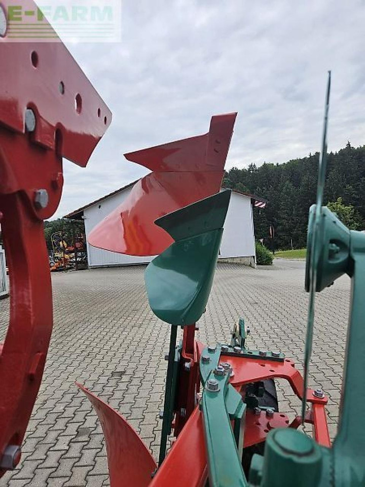 Kverneland lb 100200 - Plow: picture 5 Kverneland lb 100200 - Plow: picture 5