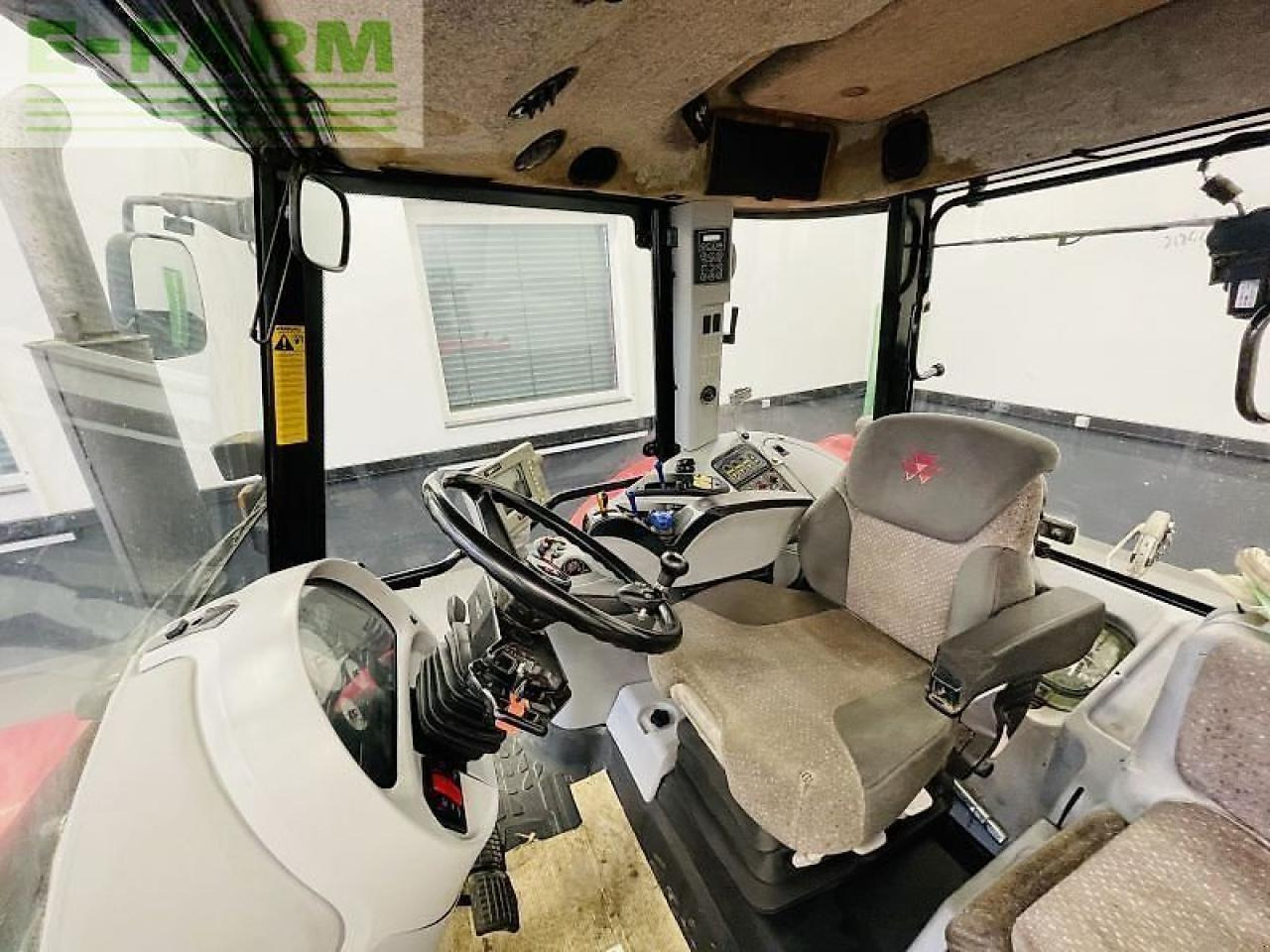 Farm tractor Massey Ferguson 7495 dyna vt: picture 16