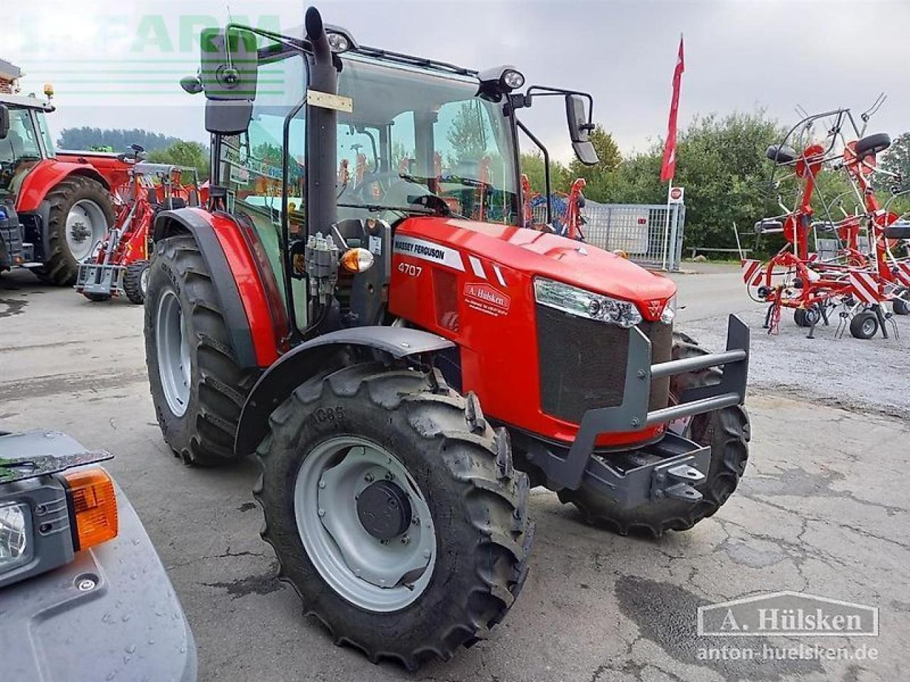 Farm tractor Massey Ferguson mf4707 cab 4wd: picture 6