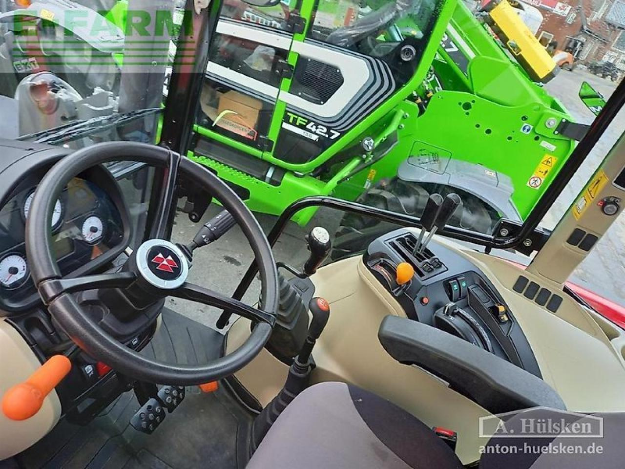 Farm tractor Massey Ferguson mf4707 cab 4wd: picture 8